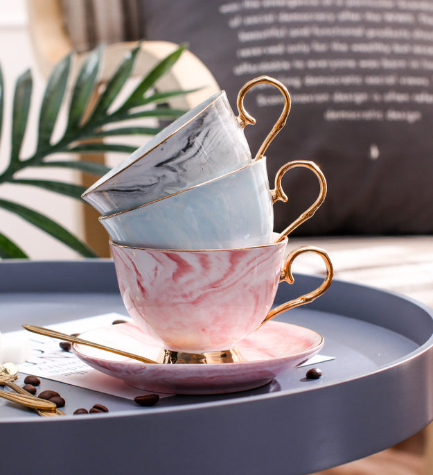 Luxurious Coffee Cups & Saucer